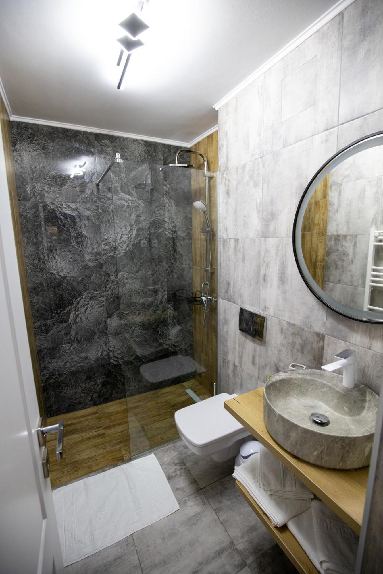 Alpasio Rentals 2 Galati  Bagian luar foto